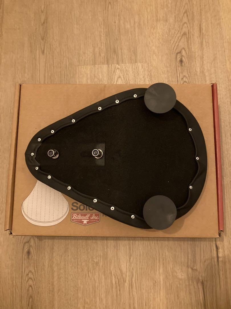 最値下げ　【新品】thunder サンダー250 純正 サドルシート Amazon.co.jp: thunder サンダー250 純正 サドルシート